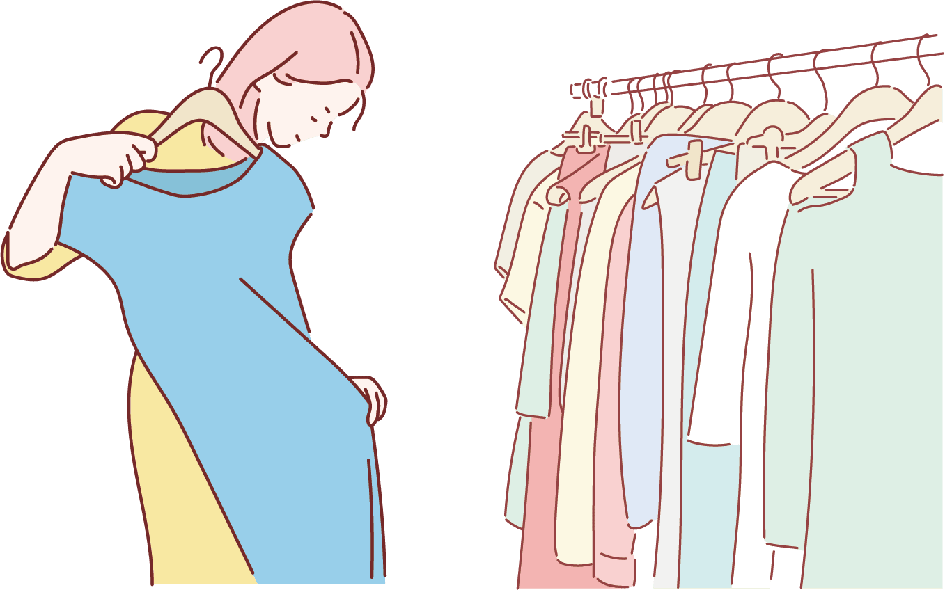 女性がショップで洋服を選んでいる